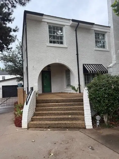 511 S 9th Street, Clinton, OK 73601 - #2