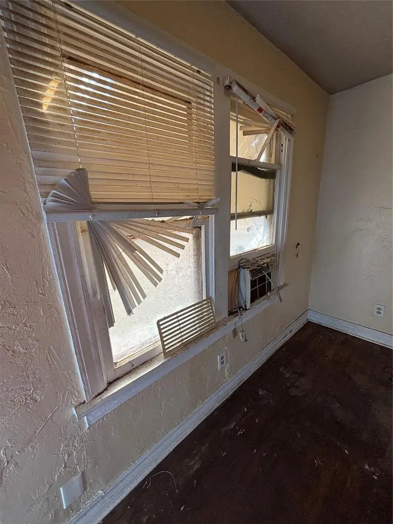 4533 Kenyon Drive, Oklahoma City, OK 73127 - #3