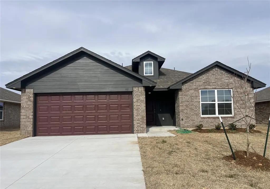 912 Shady Meadow Way, Chickasha, OK 73018 - #1