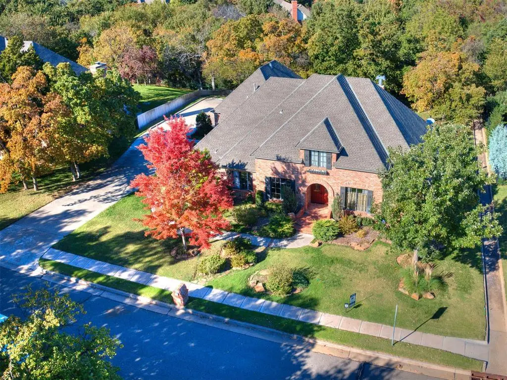 3621 Hunters Creek Road, Edmond, OK 73003 - #1