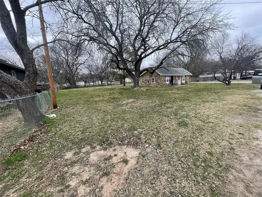 1001 SW F Street, Ardmore, OK 73401 - #3