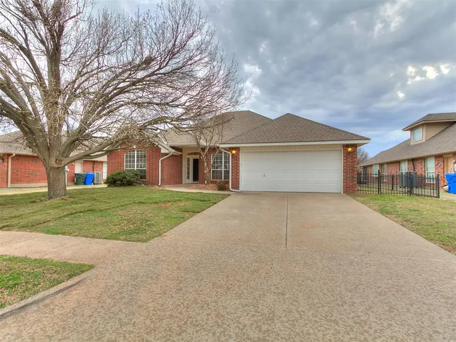 3812 Buckingham Drive, Norman, OK 73072 - #2