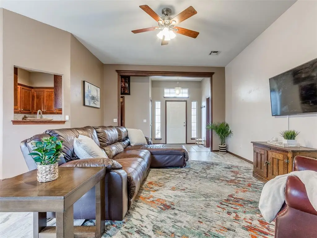 11712 SW 7th Street, Yukon, OK 73099 - #1