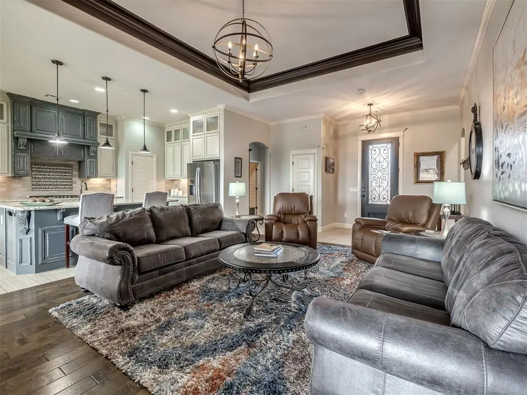 8720 NW 109th Terrace, Oklahoma City, OK 73162 - #1