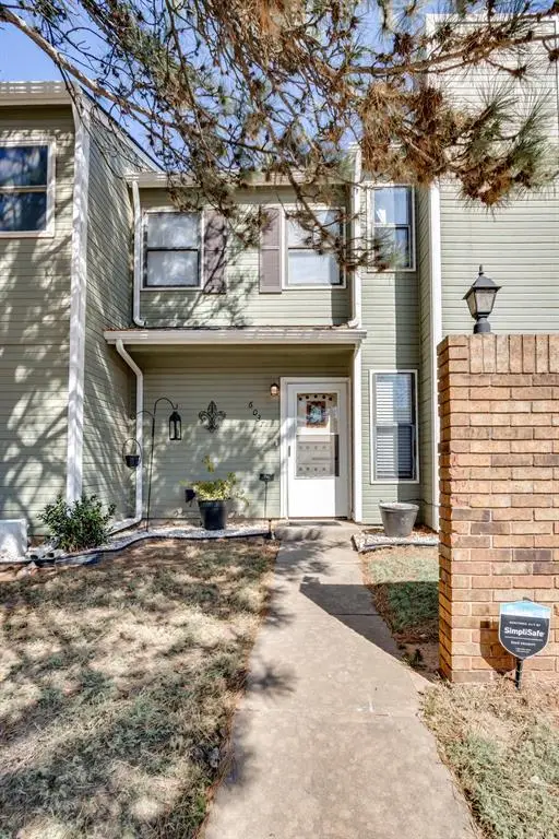 6037 NW 54th Place, Warr Acres, OK 73122 - #2