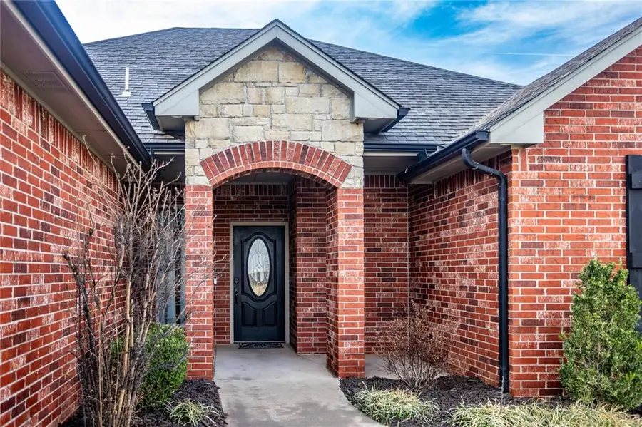 712 Cornerstone, Weatherford, OK 73096 - #2