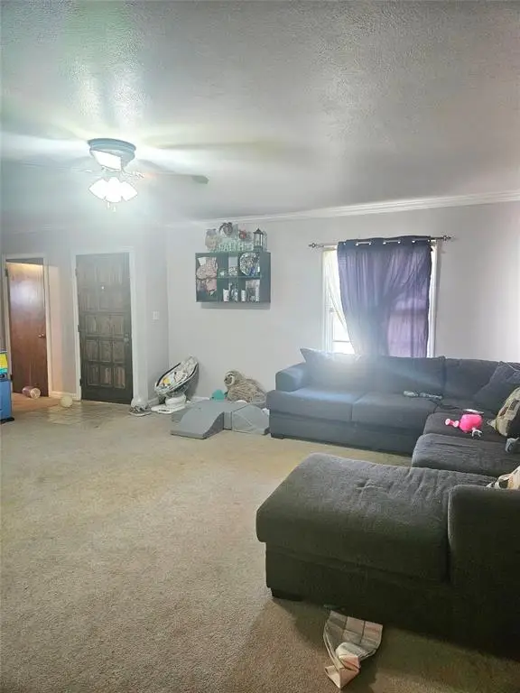 921 E Walnut Street, Altus, OK 73521 - #3