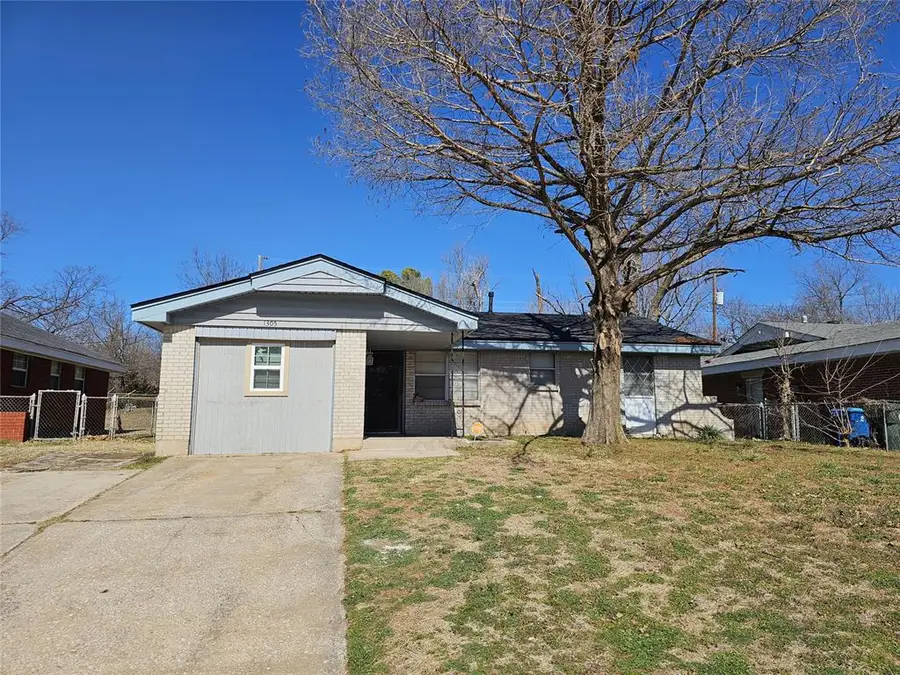 1305 Juniper Circle, Midwest City, OK 73110 - #3