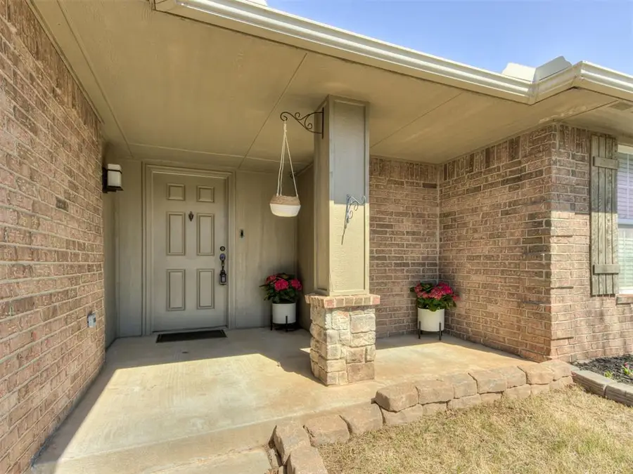 11705 SW 8th Street, Yukon, OK 73099 - #3