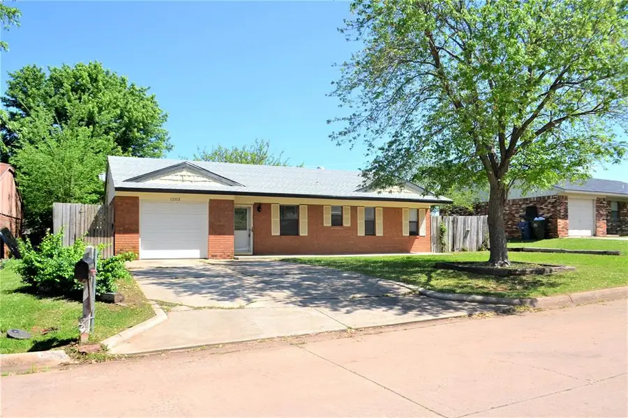 1203 N Whispering Glen Street, Tecumseh, OK 74873 - #3