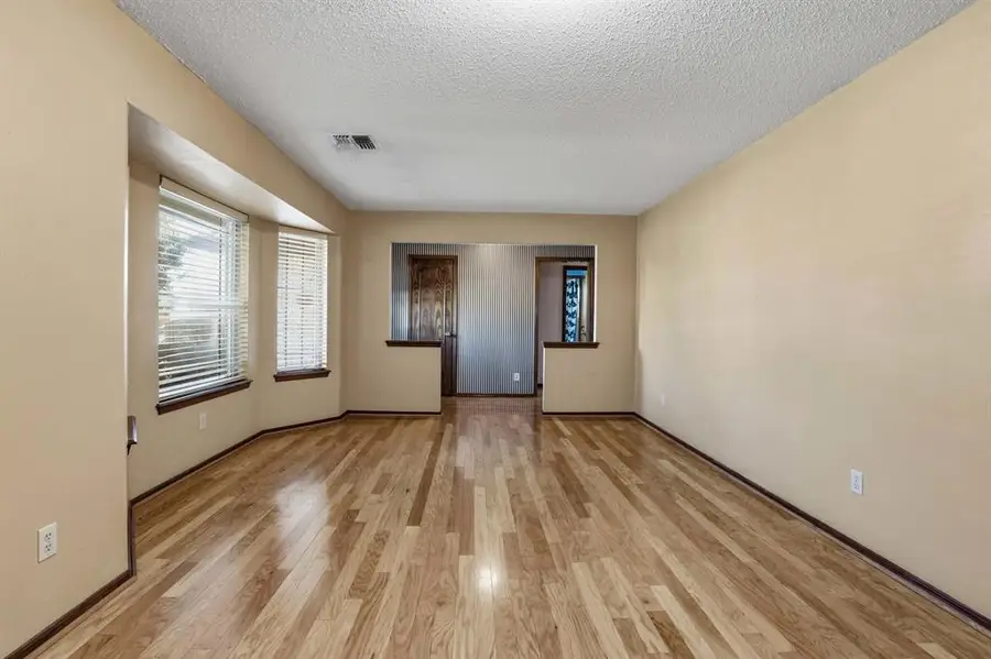 5740 NW 82nd Street, Oklahoma City, OK 73132 - #3