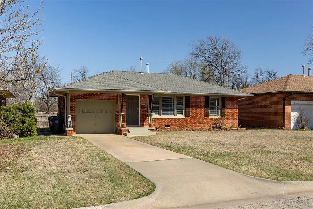 2129 Churchill Place, The Village, OK 73120 - #1