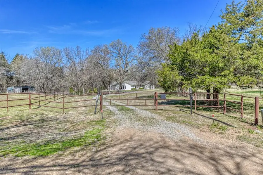 1609 E Post Oak Road, Norman, OK 73072 - #2