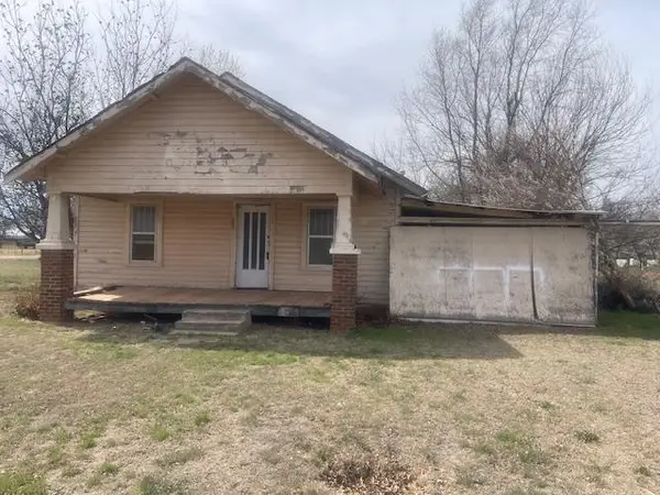 433 S 2nd Street, Mountain View, OK 73062