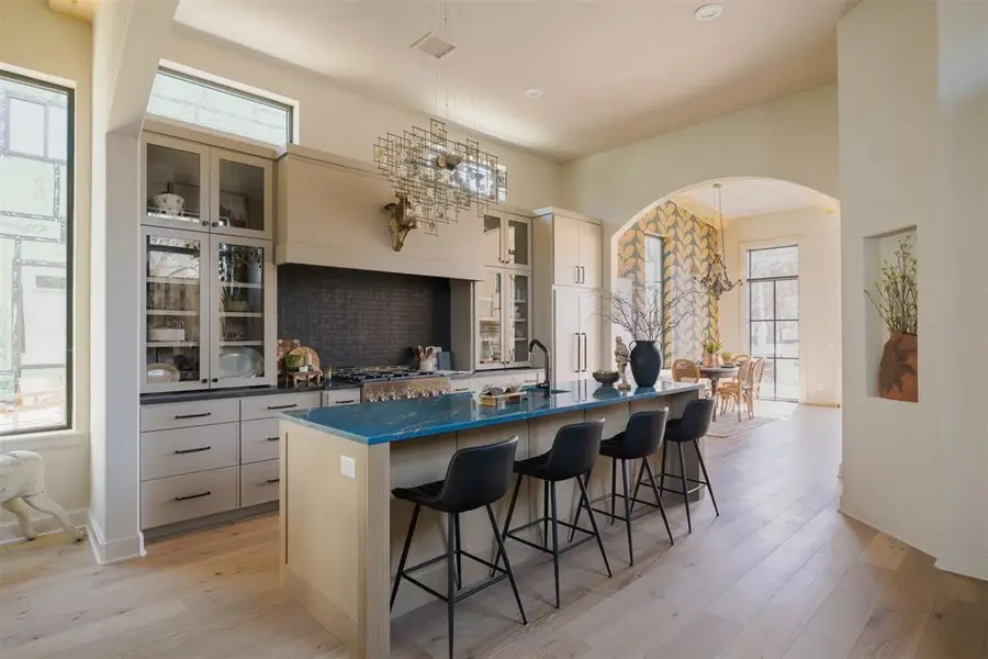 325 SW 14th Street, Oklahoma City, OK 73109 - #3