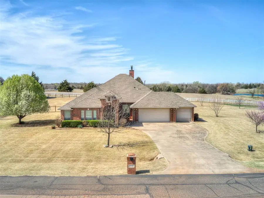 20301 Flowered Meadows Way, Edmond, OK 73012 - #2