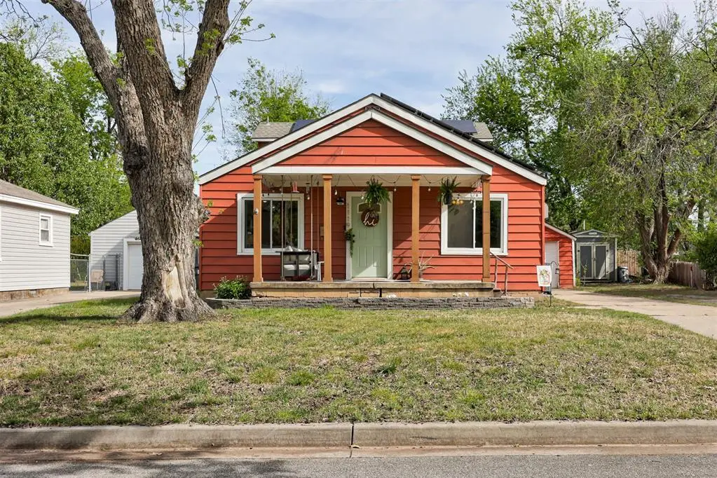 1119 W Eufaula, Norman, OK 73069 - #1