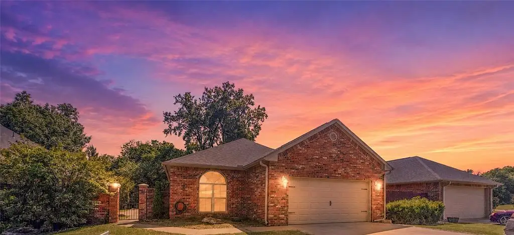1262 Augusta Court, Shawnee, OK 74801 - #1