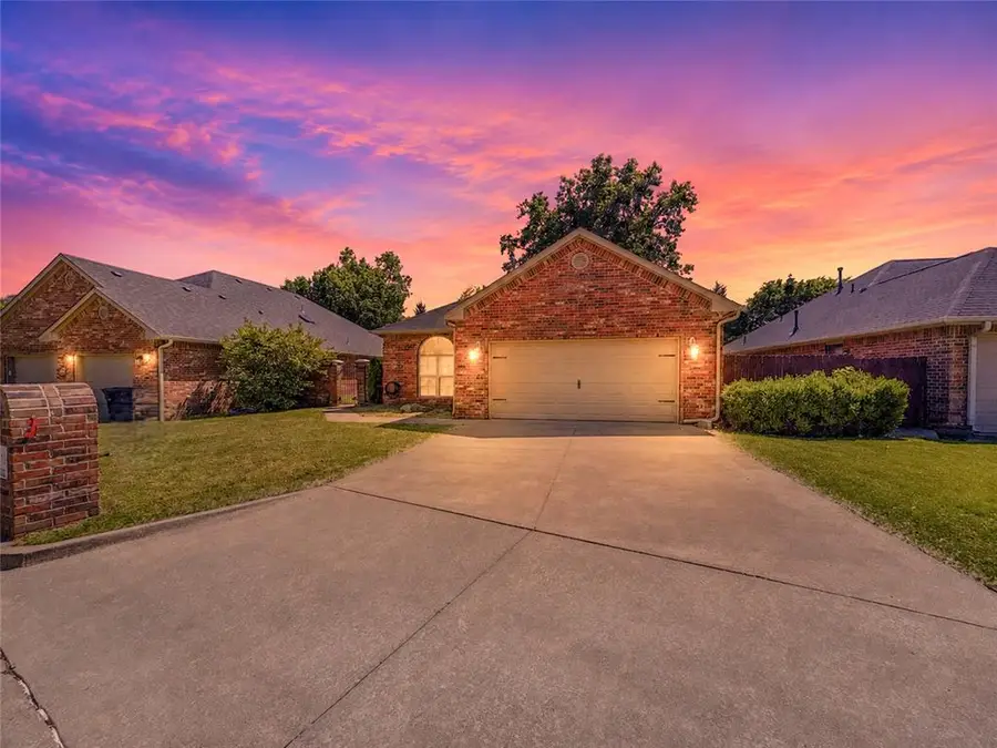 1262 Augusta Court, Shawnee, OK 74801 - #3