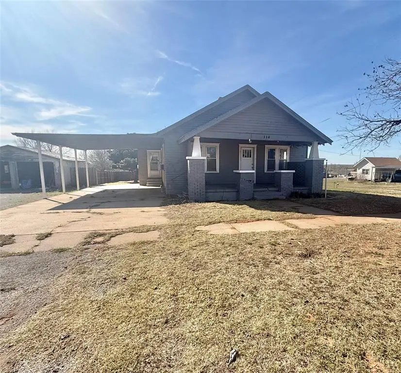 114 S 5th Street, Sentinel, OK 73664 - #2