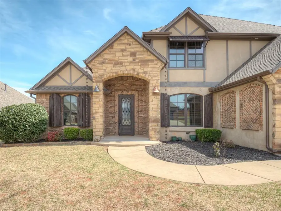 5200 Keystone Circle, Edmond, OK 73025 - #2
