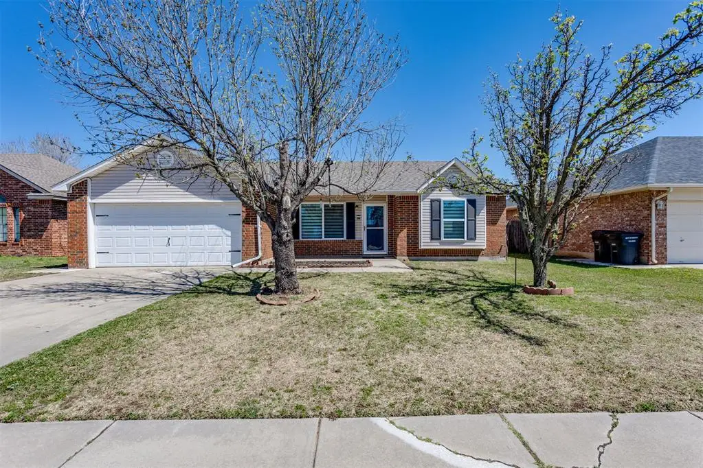 1725 Queensbury Drive, Moore, OK 73160 - #1