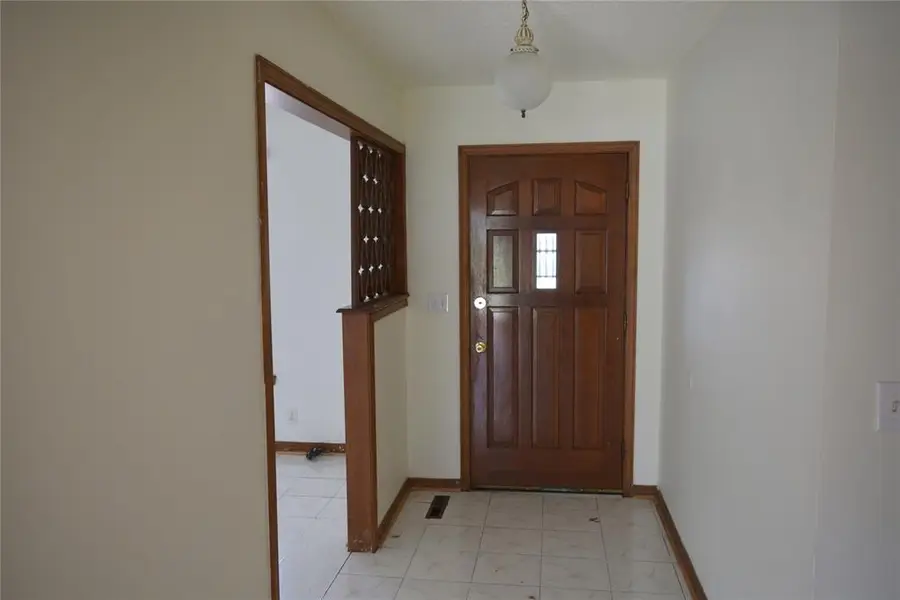 508 Cottonwood Lane, Tecumseh, OK 74873 - #2