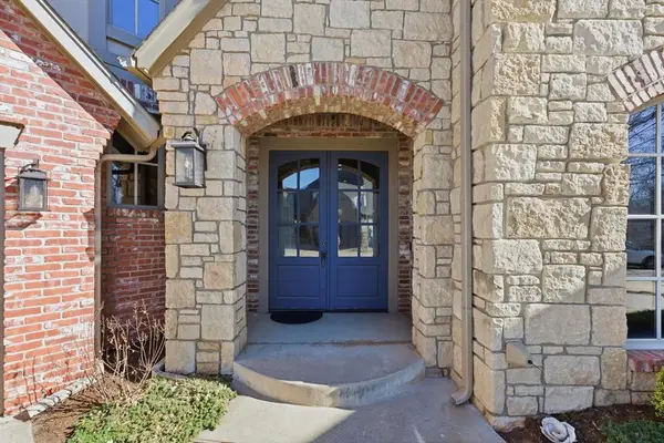 3824 Villas Creek Court, Edmond, OK 73003