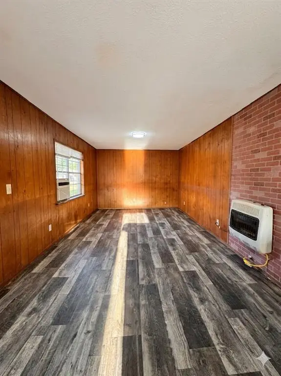 310 E Mockingbird Lane, Valliant, OK 74764 - #2