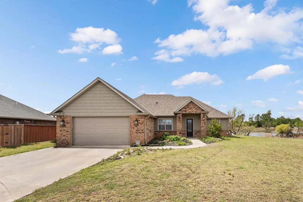 15 Blue Meadow Drive, Elgin, OK 73538 - #1