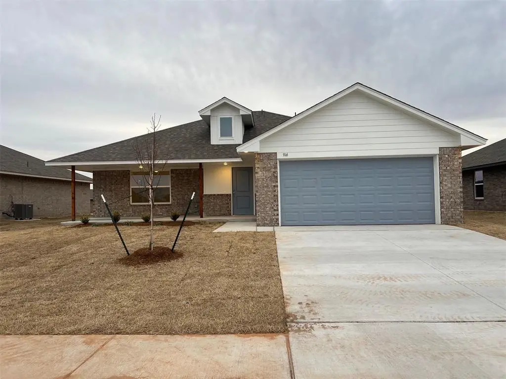 916 Shady Meadow Way, Chickasha, OK 73018 - #1