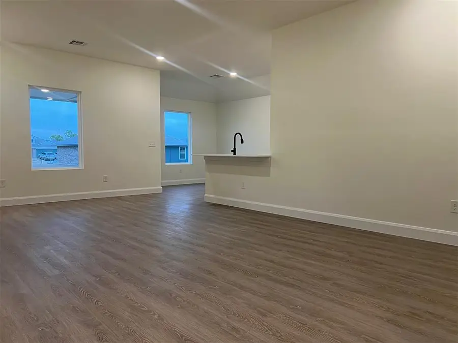 920 Shady Meadow Way, Chickasha, OK 73018 - #2