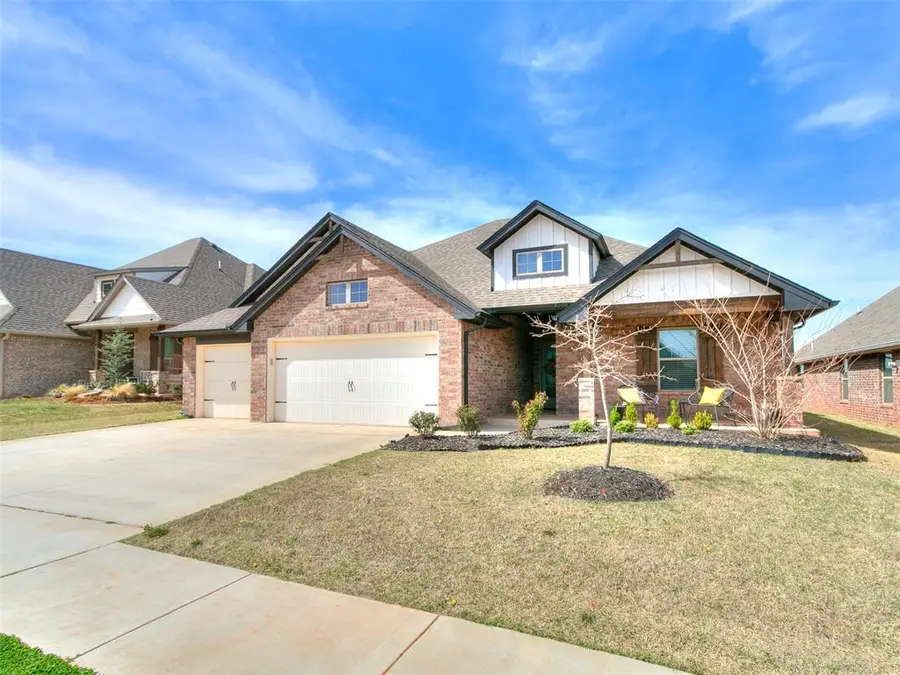18709 Grove Parkway, Edmond, OK 73012 - #2