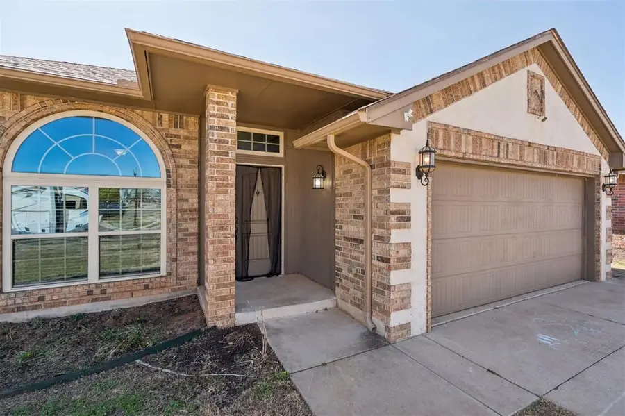 11520 SW 10th Street, Yukon, OK 73099 - #2