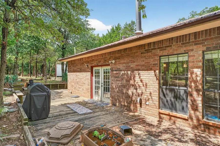 319 W Cedar Lane, Minco, OK 73059 - #3