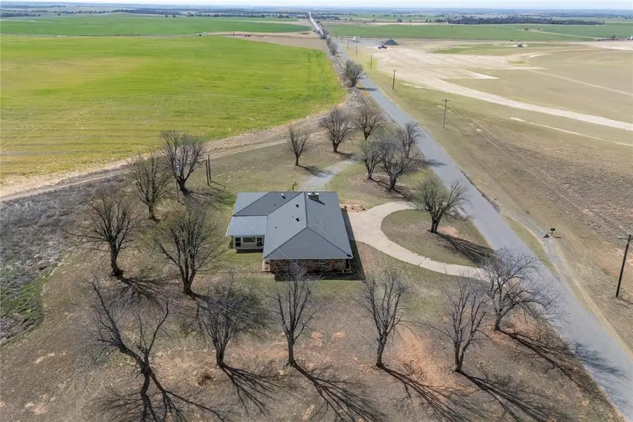 18115 N County Road 2530 Road, Lookeba, OK 73053 - #3