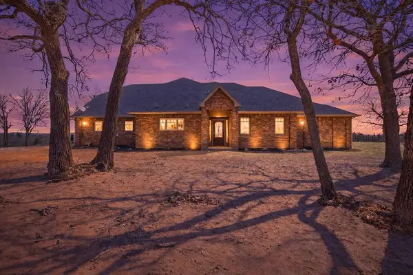 2868 S Anderson Road, Guthrie, OK 73044