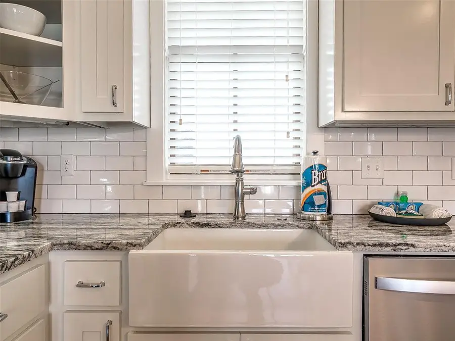 29 N Water Street #11F, Carlton Landing, OK 74432 - #3