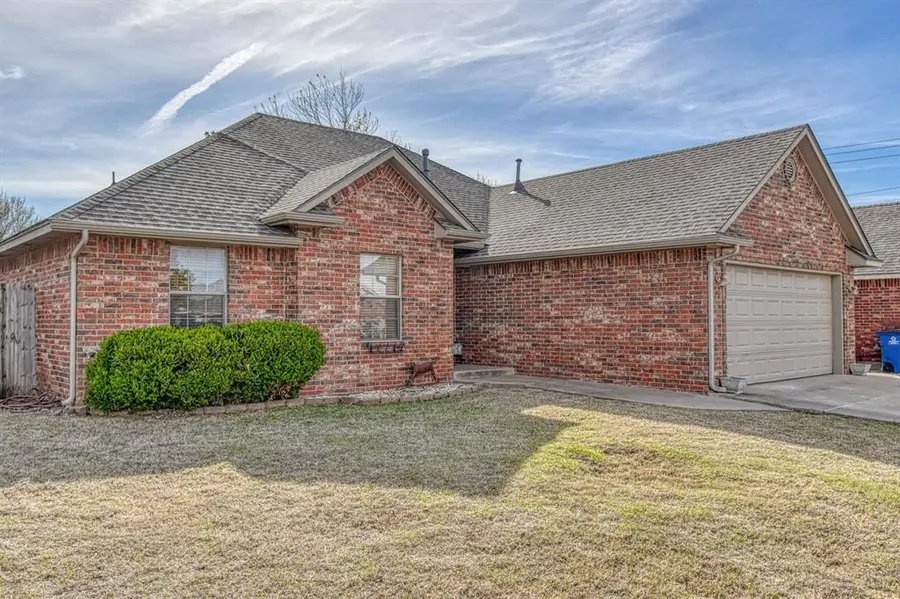 10 Westend Court, Tuttle, OK 73089 - #2