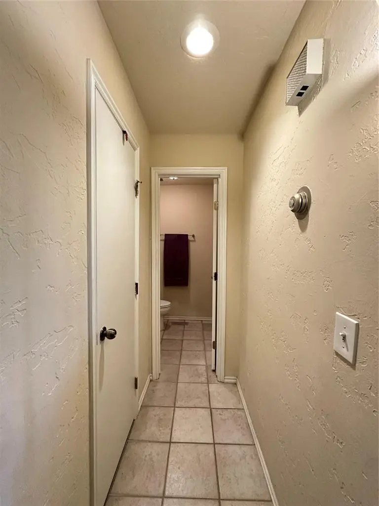 8711 N Roxbury Boulevard, Oklahoma City, OK 73132 - #3