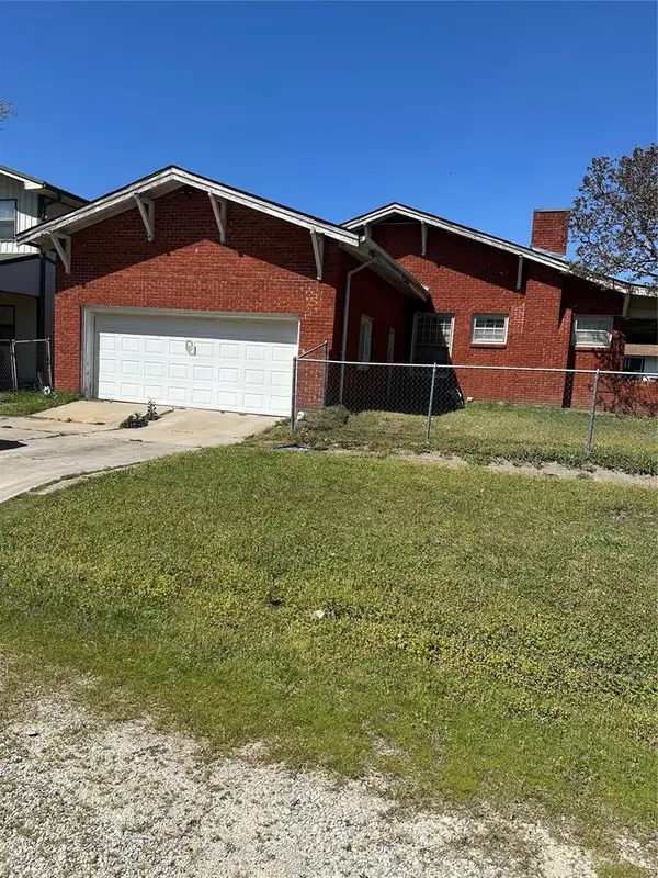 623 E Main Street, Holdenville, OK 74848