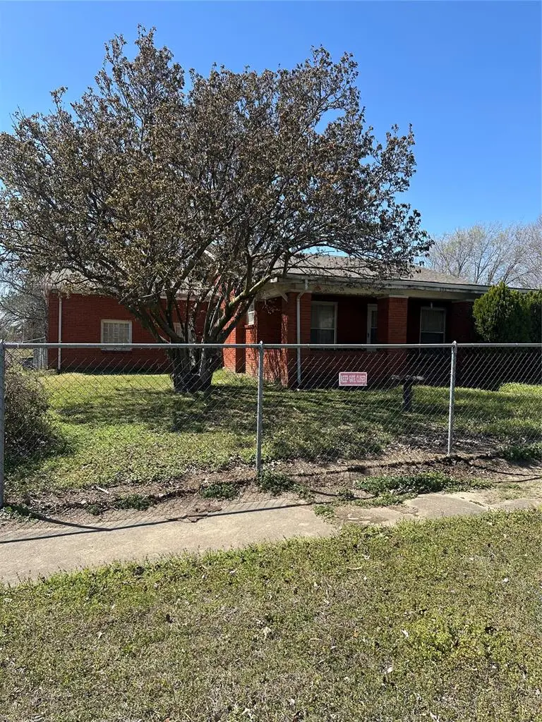 623 E Main Street, Holdenville, OK 74848 - #2