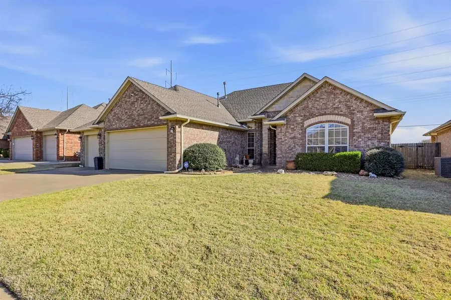9032 NW 79th Terrace, Yukon, OK 73099 - #3
