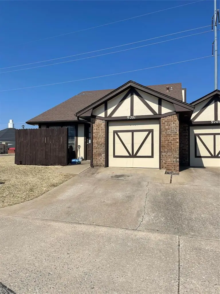 9201 Stonegate, Midwest City, OK 73130 - #1