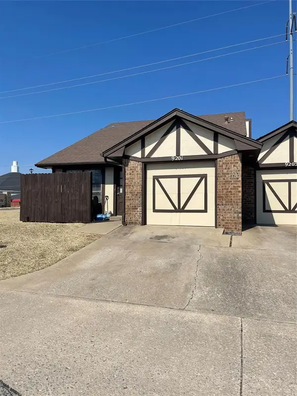 9201 Stonegate, Midwest City, OK 73130