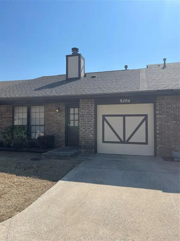 9204 Stonegate, Midwest City, OK 73130