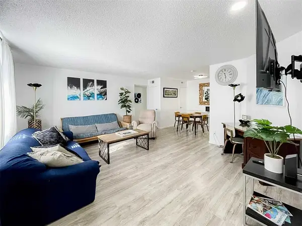 6030 NW Expressway Street #D, Oklahoma City, OK 73132