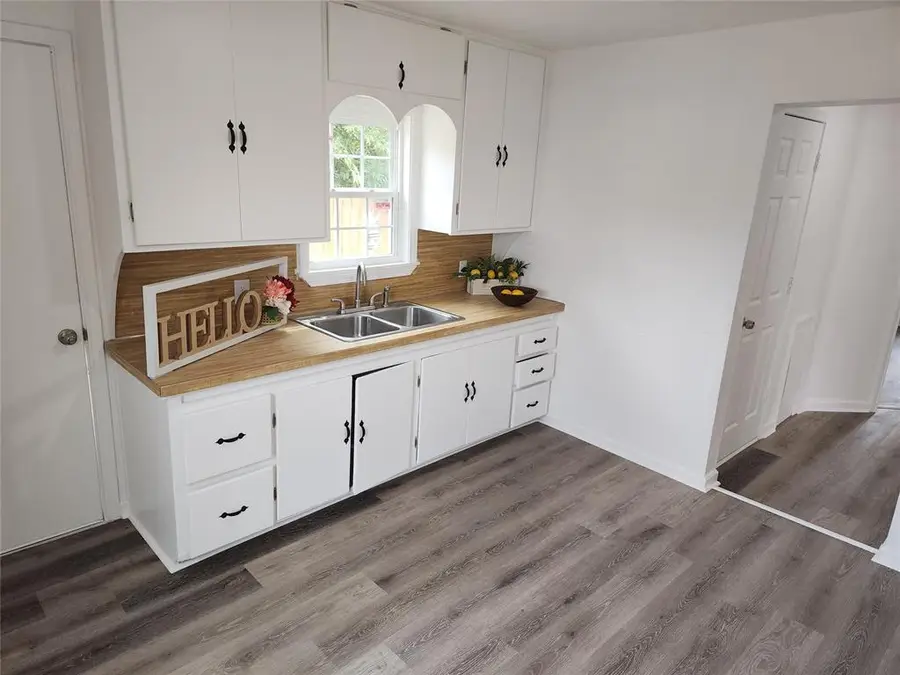 106 SW 18th Street, Lawton, OK 73501 - #3