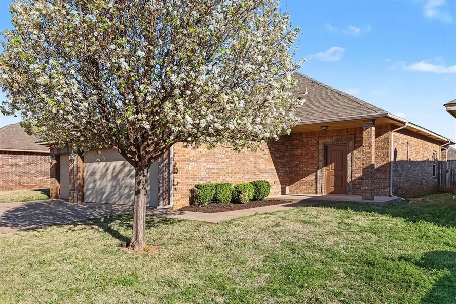 8021 NW 159th Street, Edmond, OK 73013 - #3