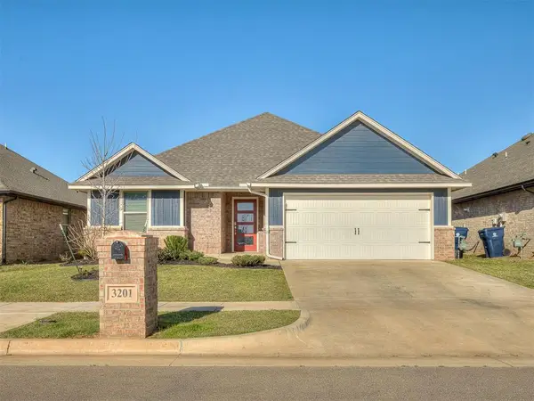 3201 Scissortail Way, Yukon, OK 73099